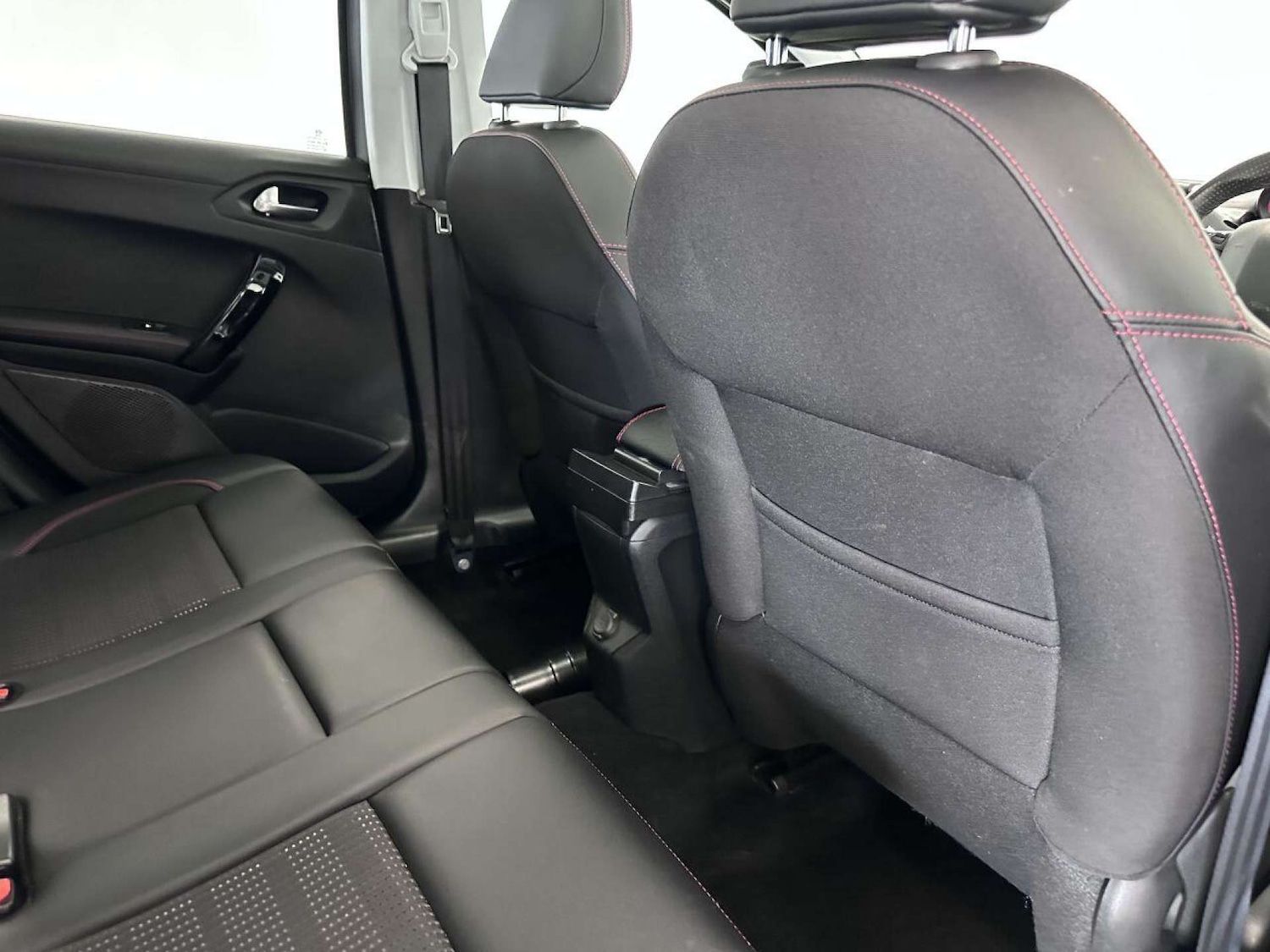 Used Peugeot 2008 2019 for sale - 77149519: Photo 24