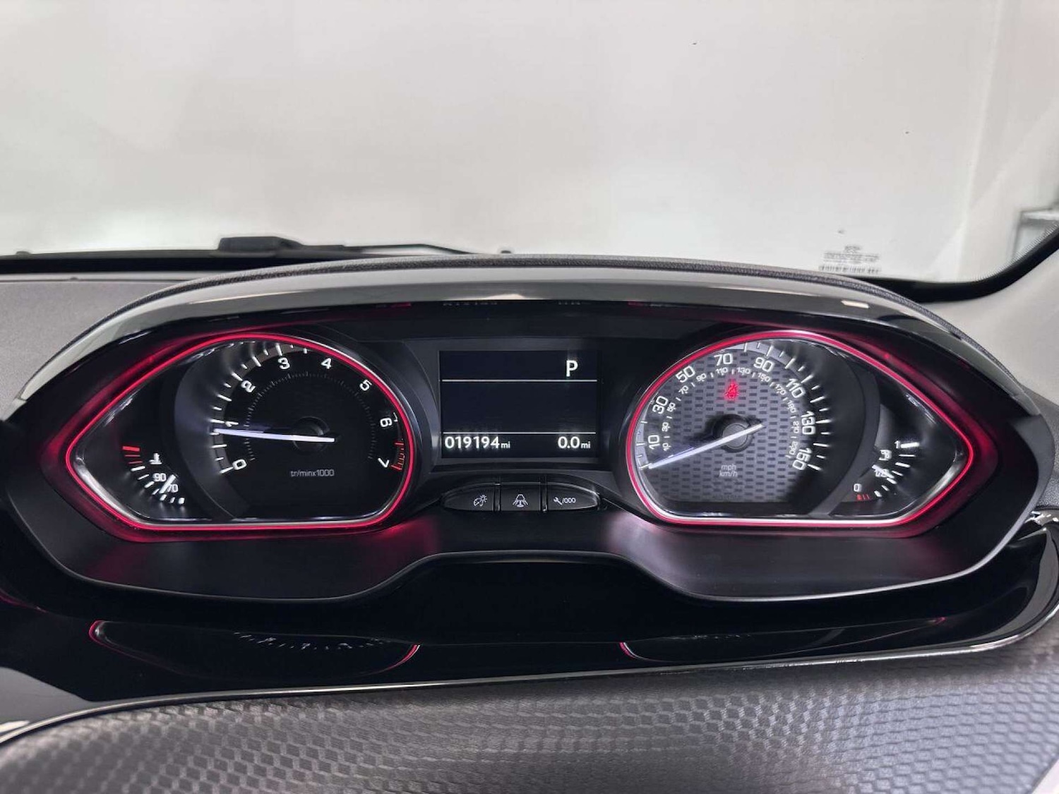 Used Peugeot 2008 2019 for sale - 77149519: Photo 34