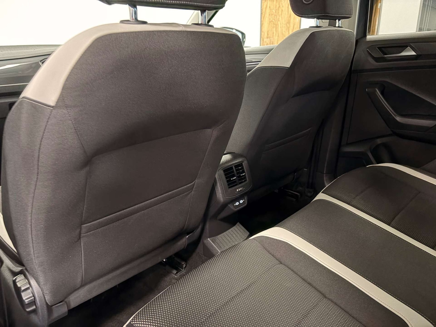 Used Volkswagen T-Roc 2021 for sale - 77149520: Photo 17