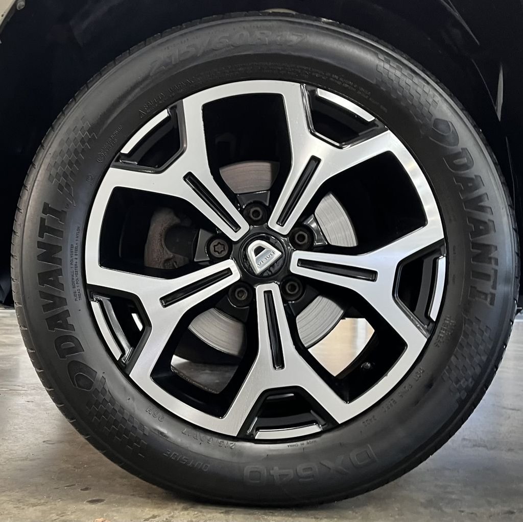 Used Dacia Duster 2018 for sale - 76672266: Photo 44