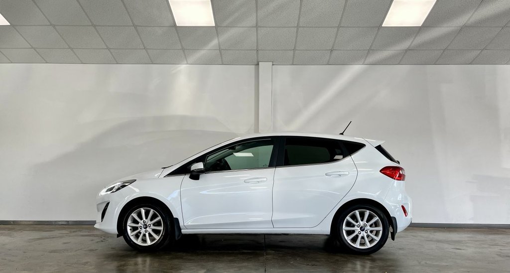 Used Ford Fiesta 2018 for sale - 76792236: Photo 2
