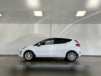 Used Ford Fiesta 2018 for sale - 76792236: Photo