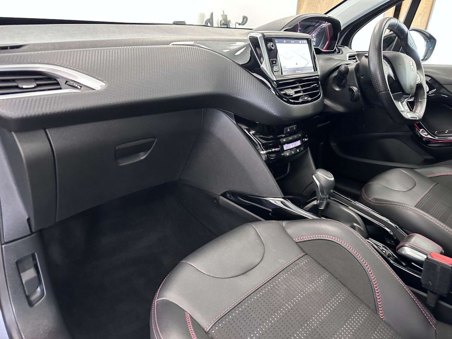 Used Peugeot 2008 2019 for sale - 77283196: Photo 12