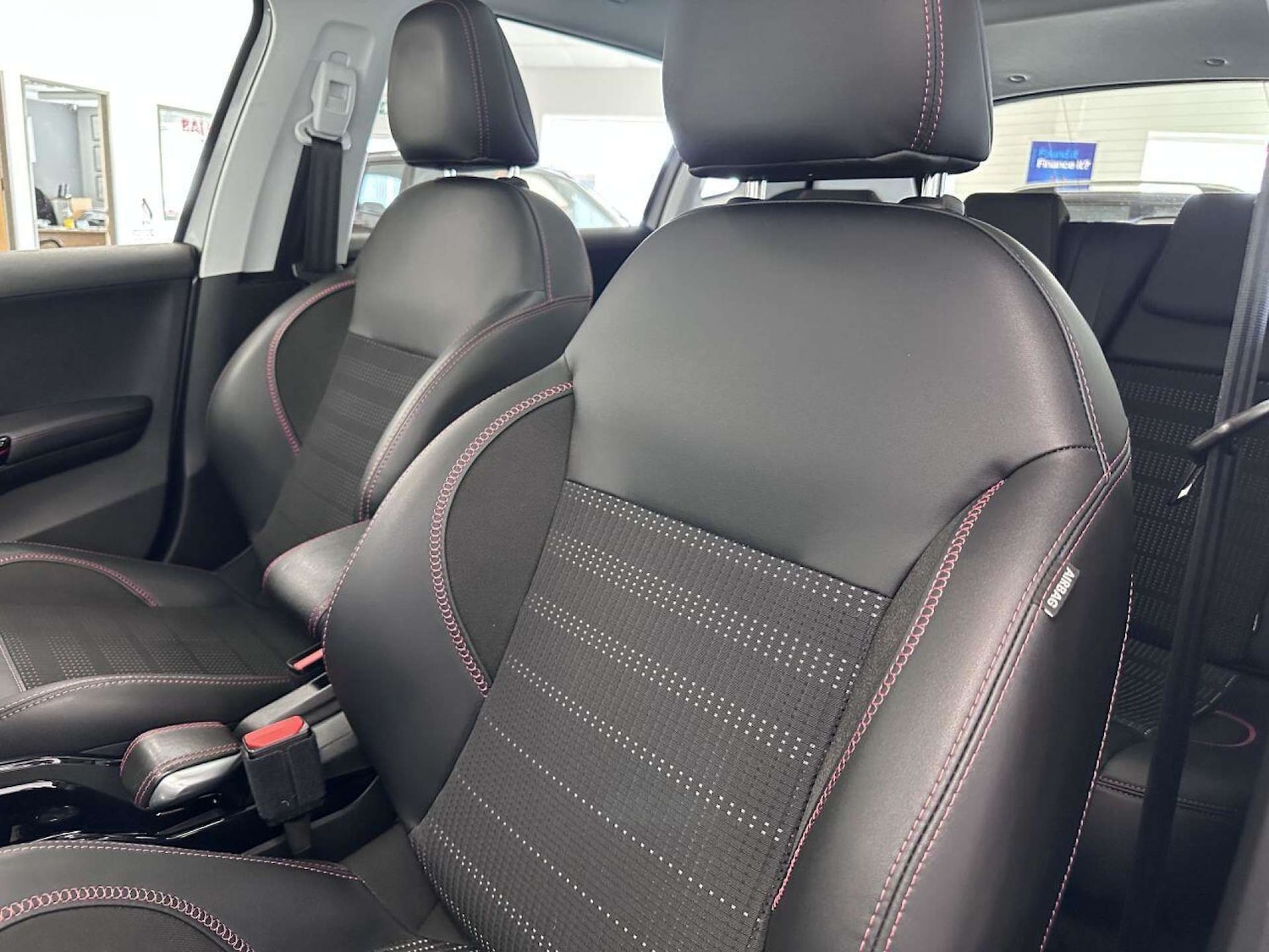 Used Peugeot 2008 2019 for sale - 77283196: Photo 15