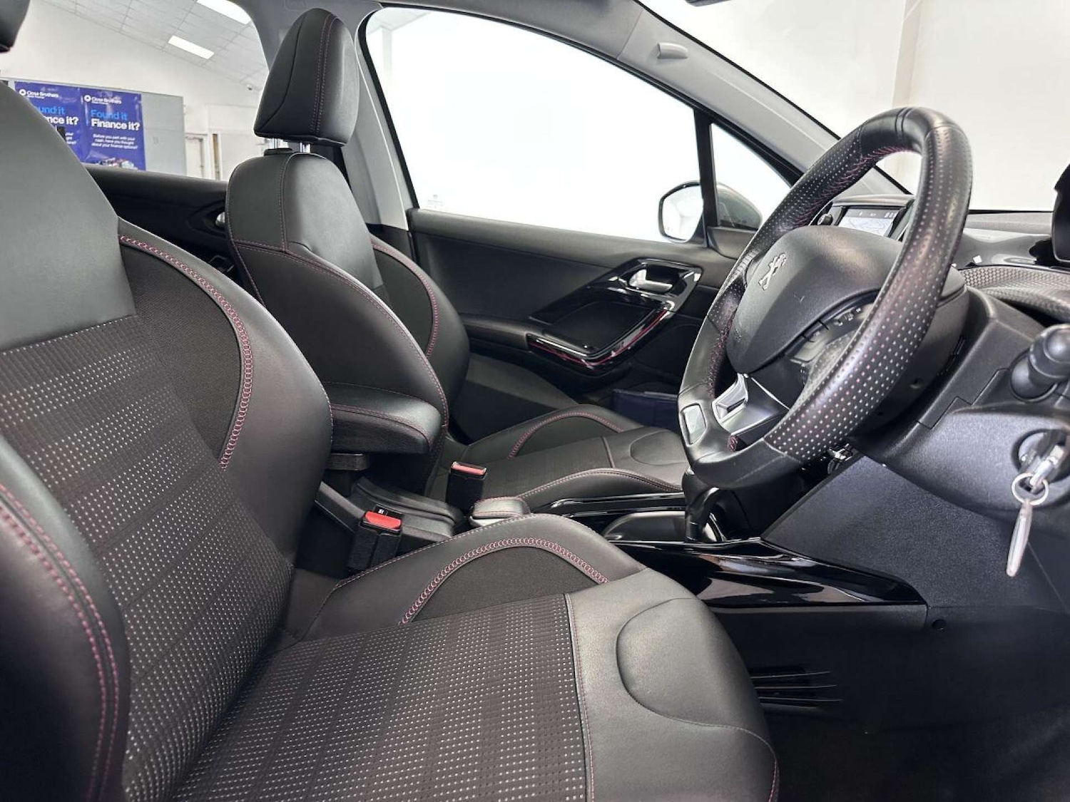 Used Peugeot 2008 2019 for sale - 77283196: Photo 28