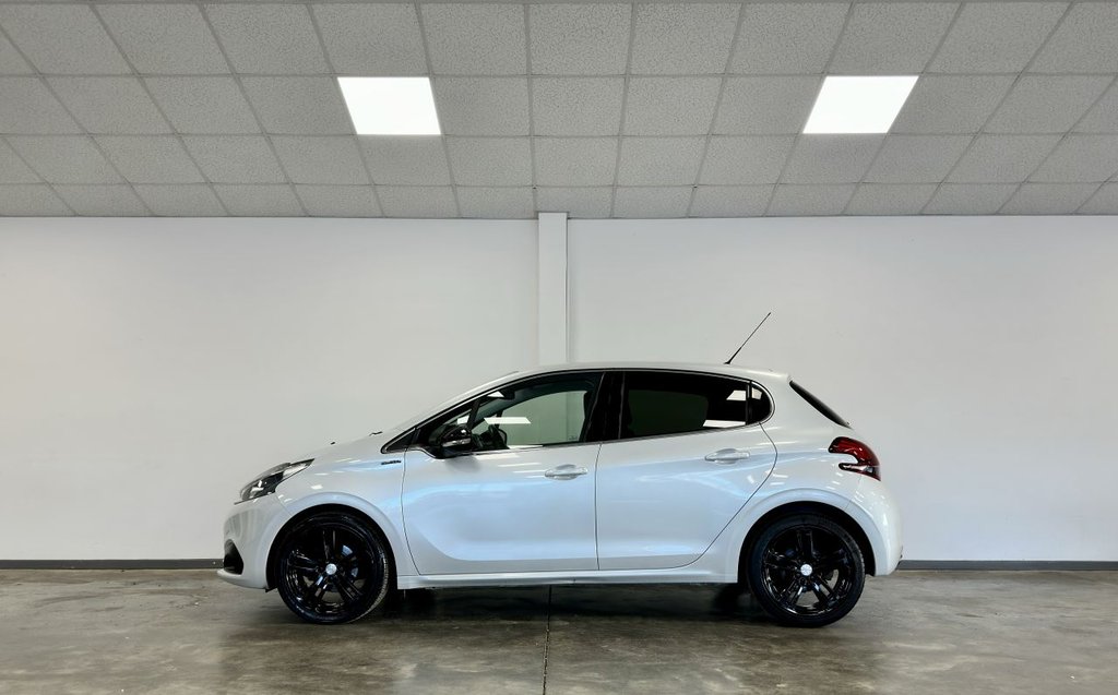 Used Peugeot 208 2019 for sale - 76672254: Photo 3