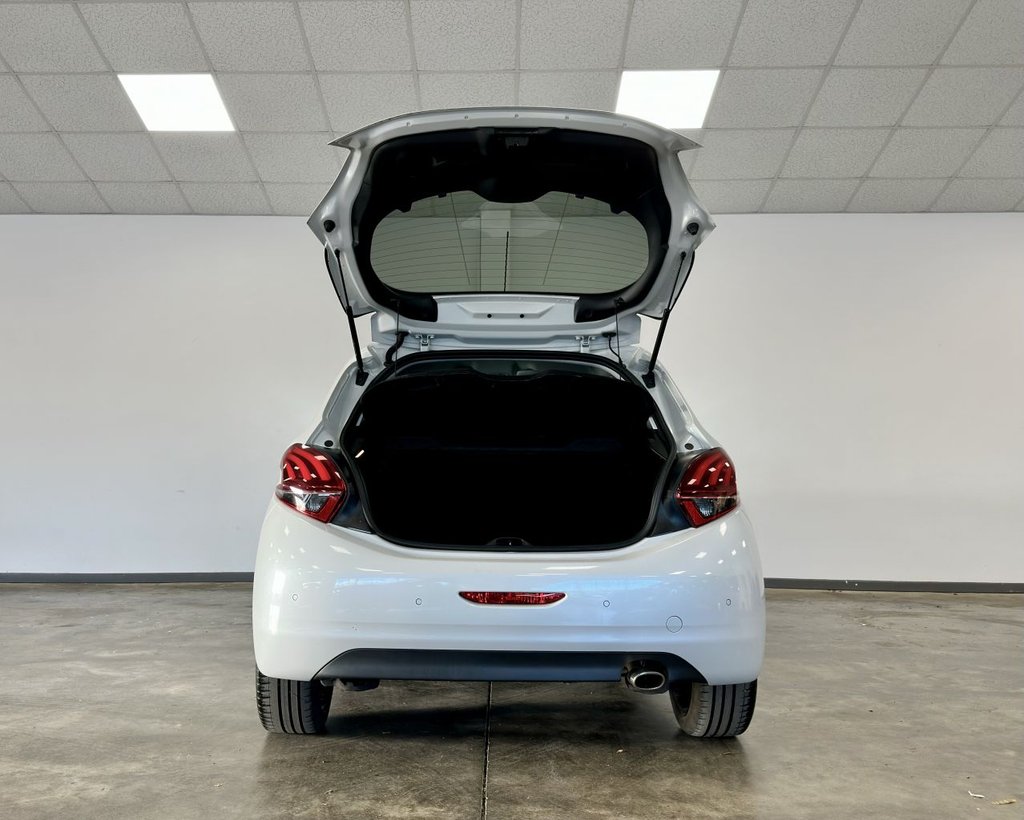 Used Peugeot 208 2019 for sale - 76672254: Photo 41