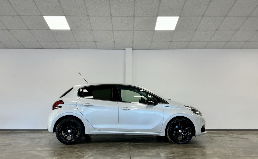 Used Peugeot 208 2019 for sale - 76672254: Photo 8