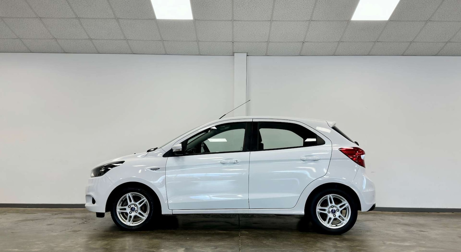 Used Ford Ka+ 2017 for sale - 77149516: Photo 3