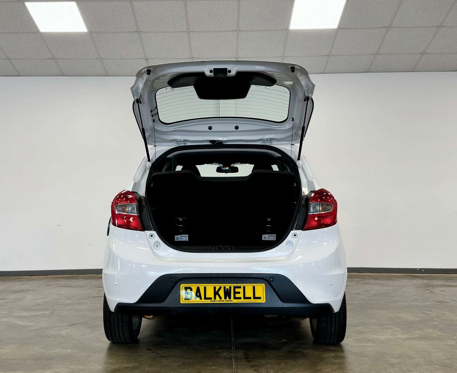 Used Ford Ka+ 2017 for sale - 77149516: Photo 39