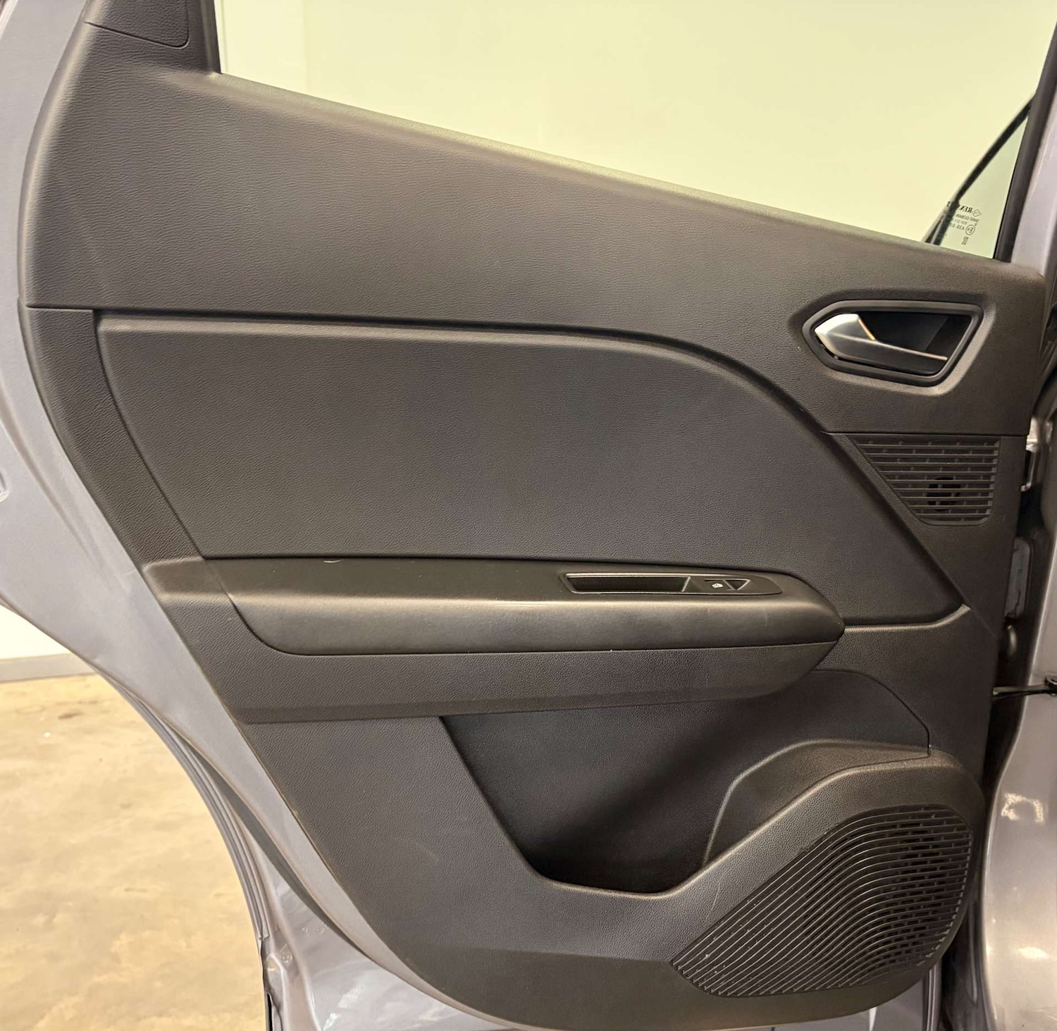 Used Renault Captur 2022 for sale - 77149530: Photo 14