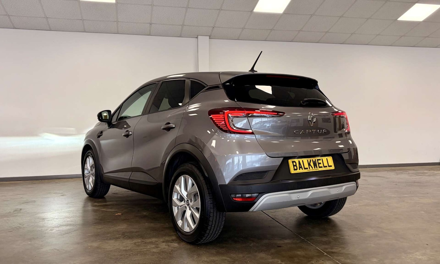 Used Renault Captur 2022 for sale - 77149530: Photo 3