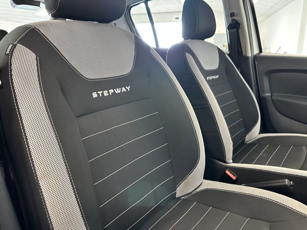 Used Dacia Sandero Stepway 2017 for sale - 76672268: Photo 28