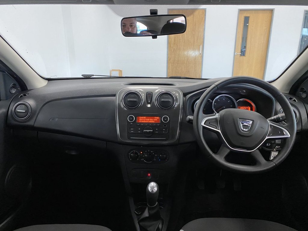 Used Dacia Sandero Stepway 2017 for sale - 76672268: Photo 33