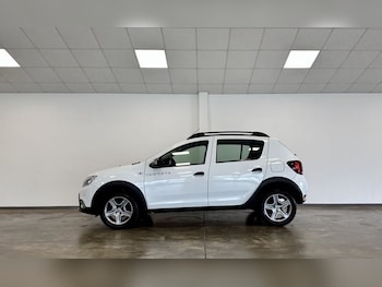 Used Dacia Sandero Stepway 2017 for sale - 76672268: Photo