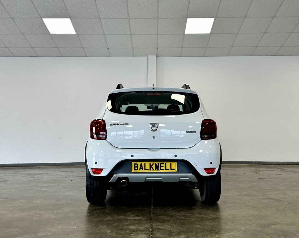 Used Dacia Sandero Stepway 2017 for sale - 76672268: Photo 6