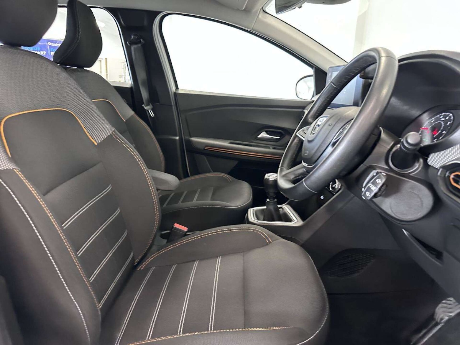 Used Dacia Sandero Stepway 2022 for sale - 77149503: Photo 28