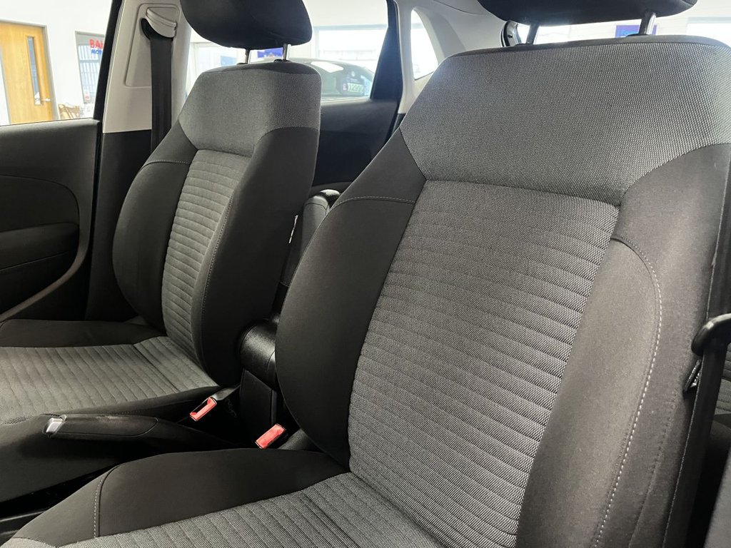 Used Volkswagen Polo 2010 for sale - 76686234: Photo 13