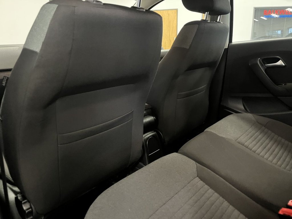 Used Volkswagen Polo 2010 for sale - 76686234: Photo 15