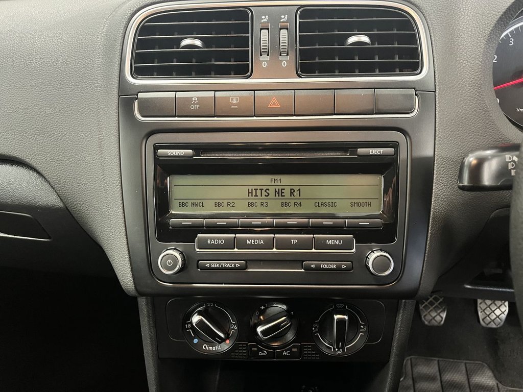 Used Volkswagen Polo 2010 for sale - 76686234: Photo 16
