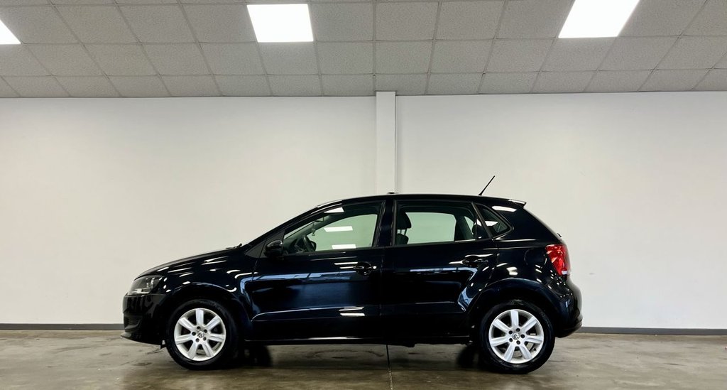 Used Volkswagen Polo 2010 for sale - 76686234: Photo 2