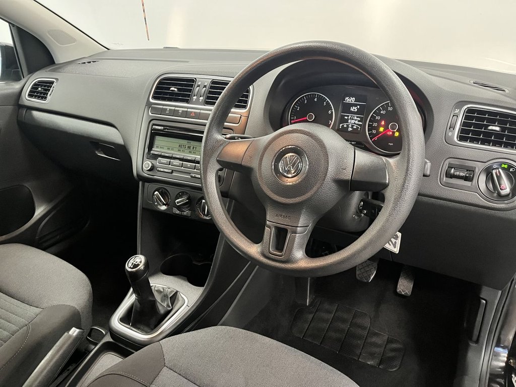 Used Volkswagen Polo 2010 for sale - 76686234: Photo 29