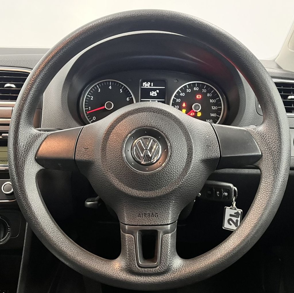 Used Volkswagen Polo 2010 for sale - 76686234: Photo 36