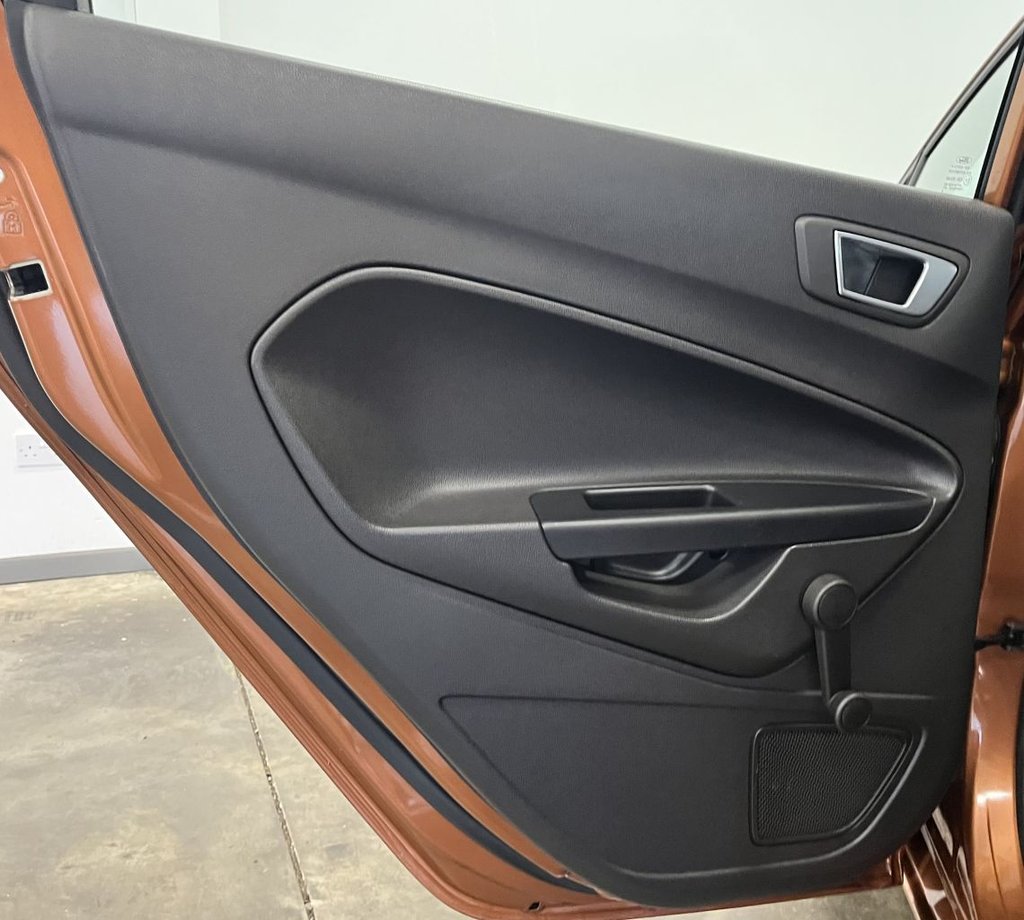 Used Ford Fiesta 2016 for sale - 76686427: Photo 16