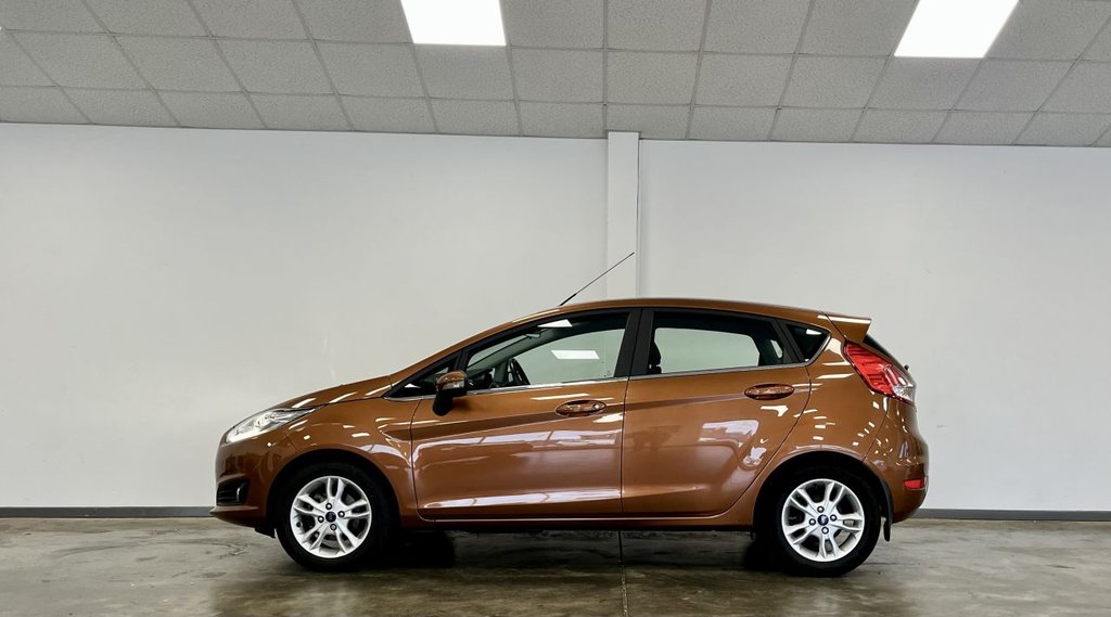 Used Ford Fiesta 2016 for sale - 76686427: Photo 2
