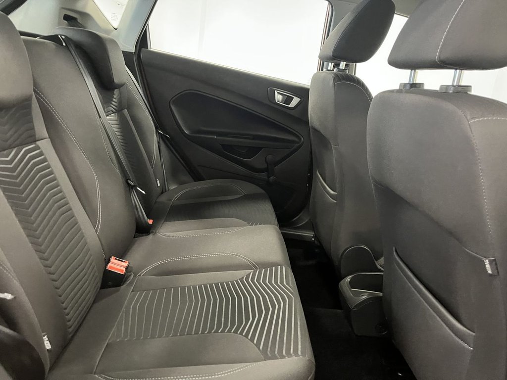 Used Ford Fiesta 2016 for sale - 76686427: Photo 24