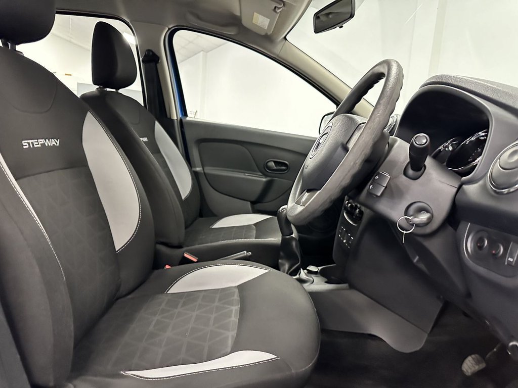 Used Dacia Sandero Stepway 2019 for sale - 76672265: Photo 31
