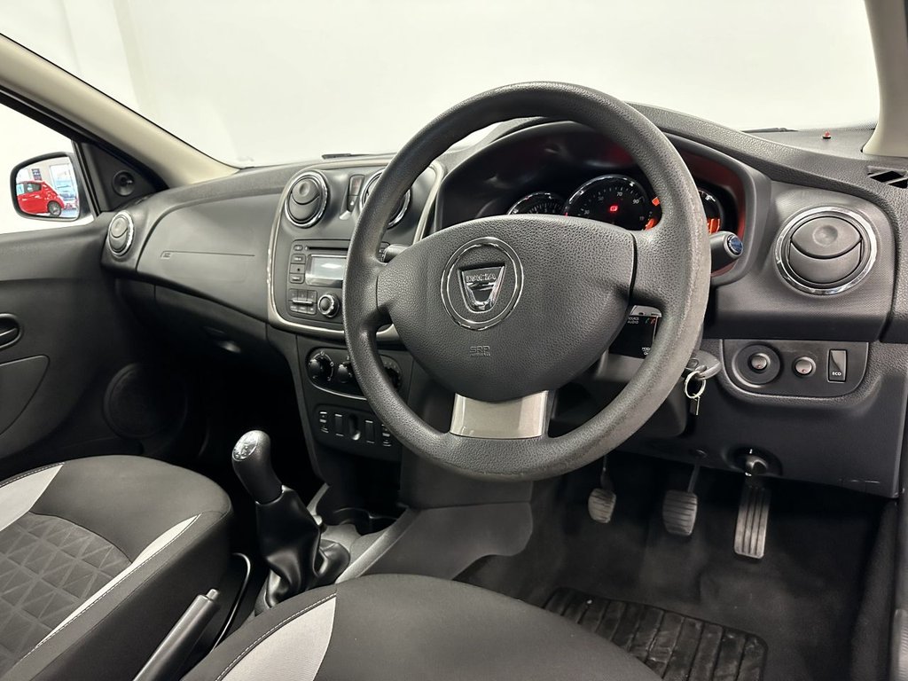 Used Dacia Sandero Stepway 2019 for sale - 76672265: Photo 32