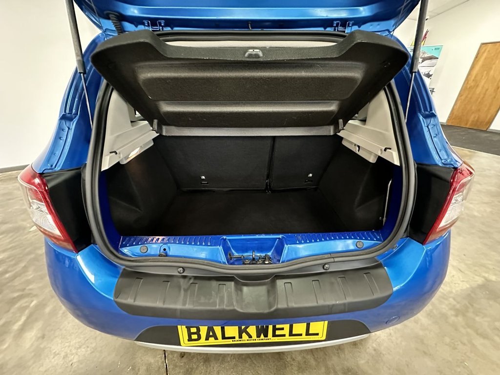 Used Dacia Sandero Stepway 2019 for sale - 76672265: Photo 40