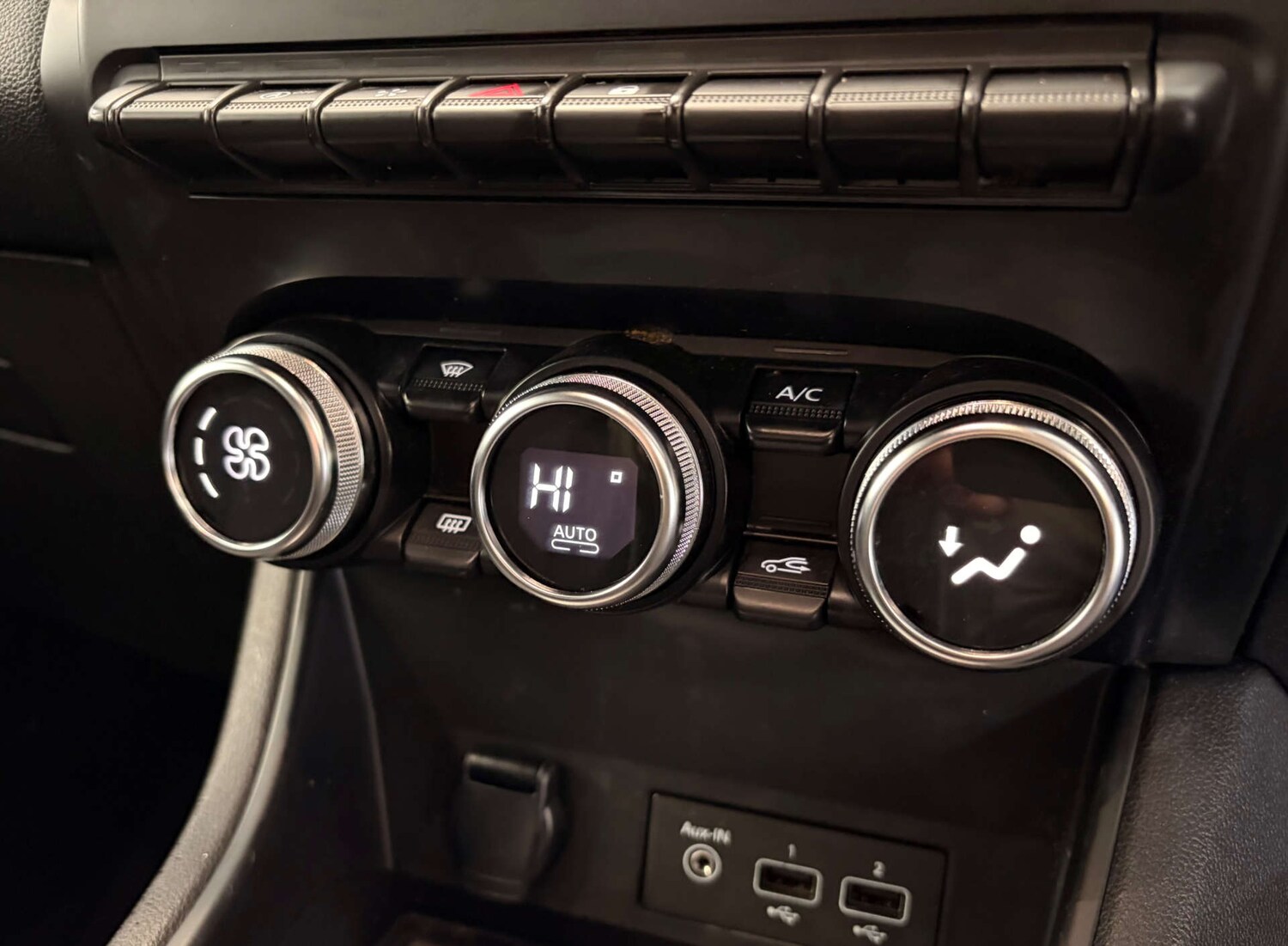 Used Renault Captur 2022 for sale - 77932008: Photo 37