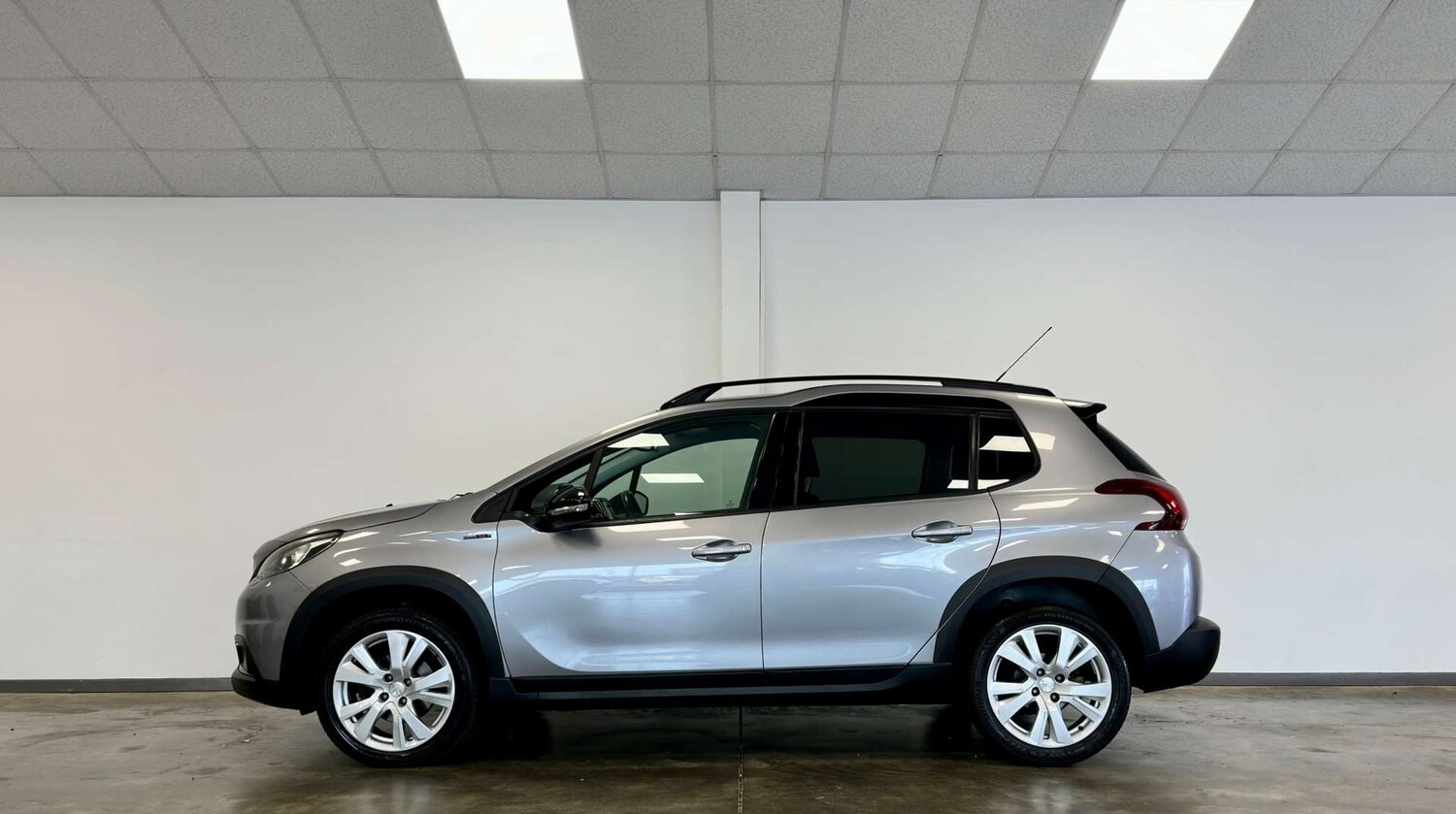 Used Peugeot 2008 2016 for sale - 77487066: Photo 3