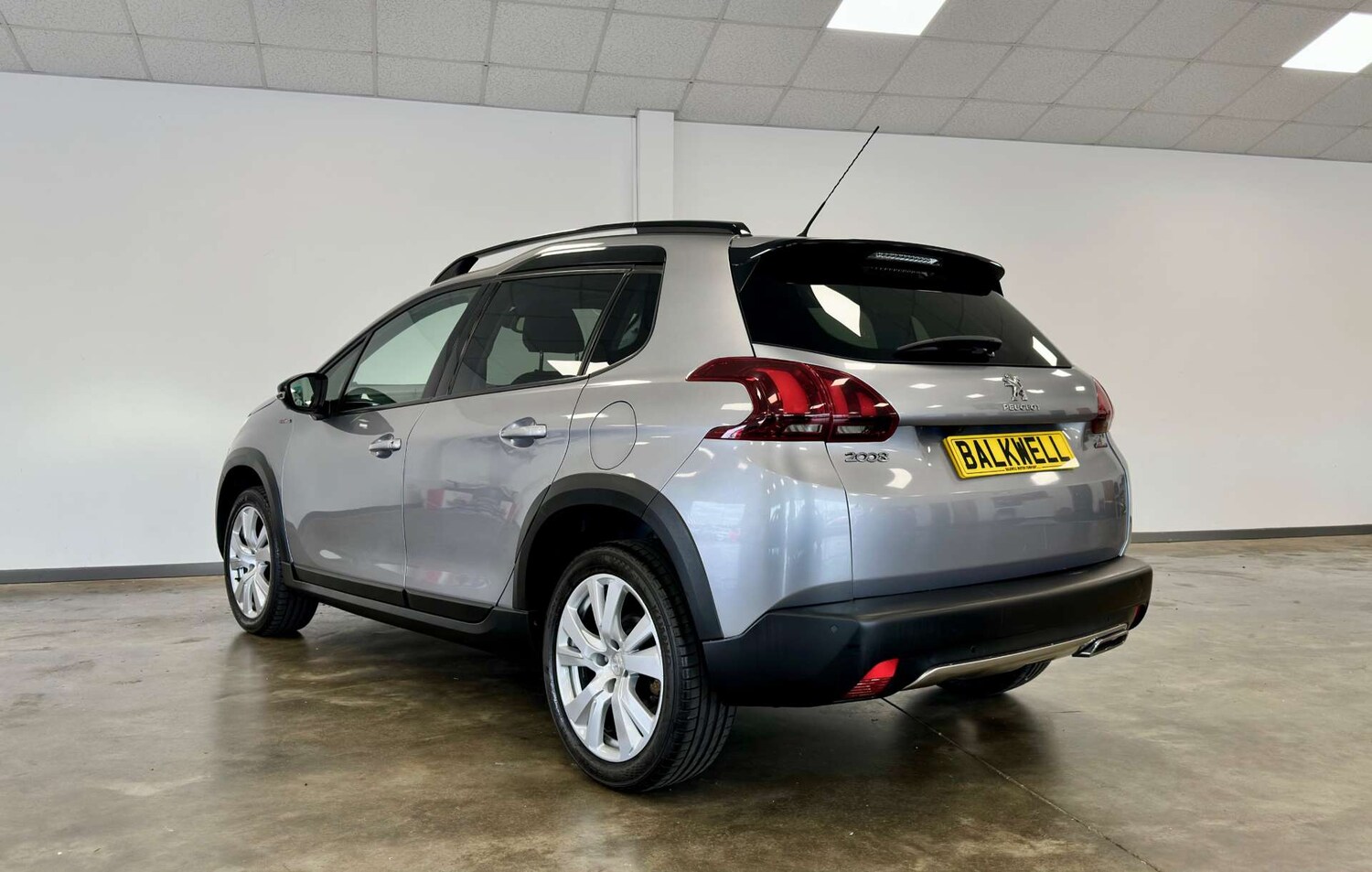 Used Peugeot 2008 2016 for sale - 77487066: Photo 4