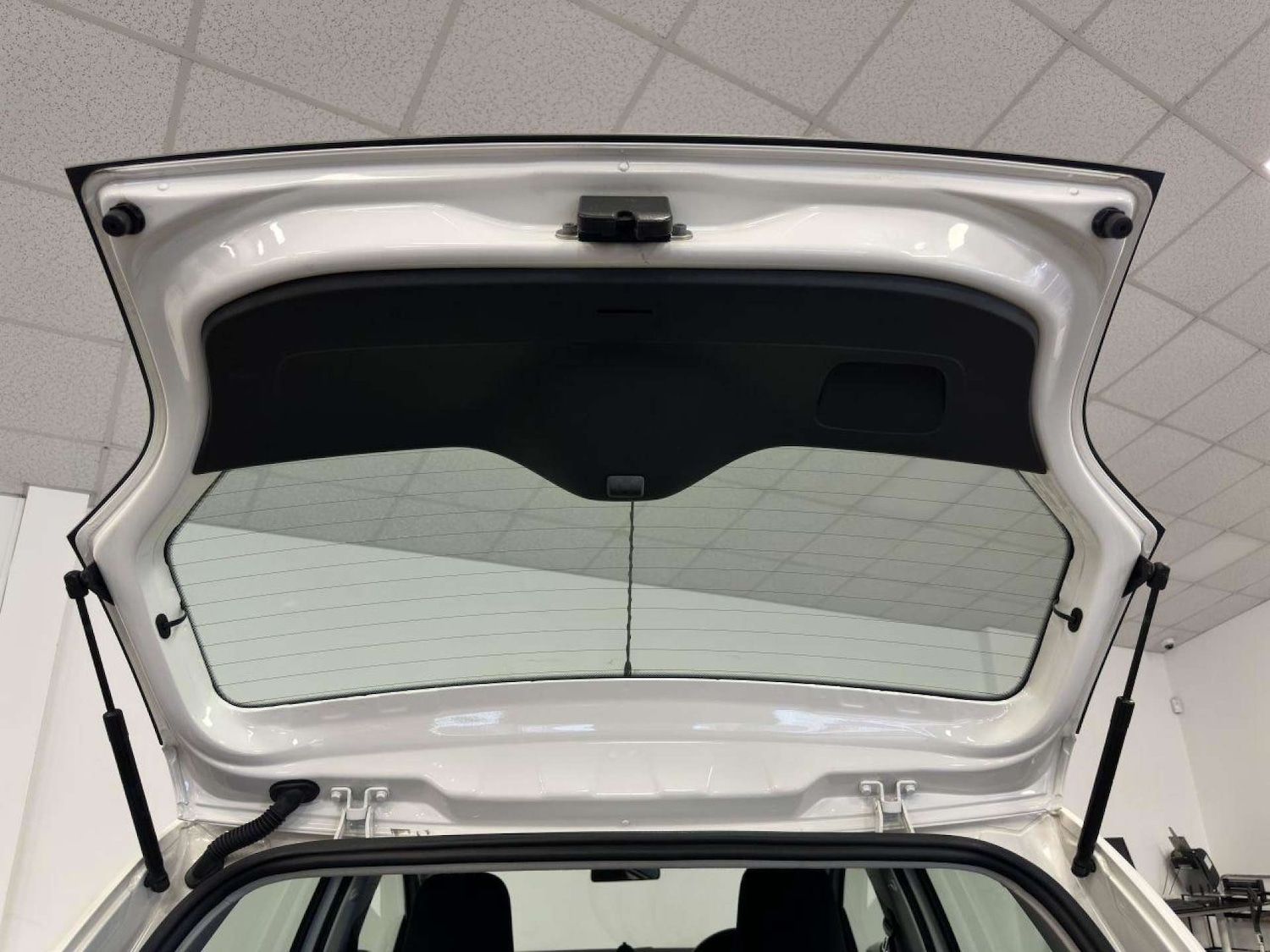 Used Volkswagen up! 2013 for sale - 77149512: Photo 43