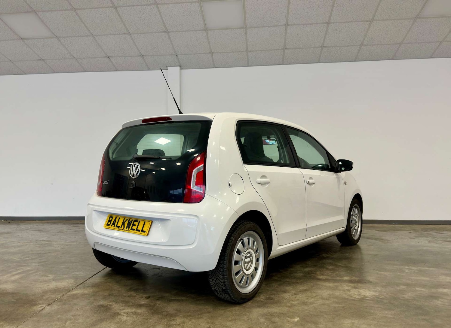 Used Volkswagen up! 2013 for sale - 77149512: Photo 6