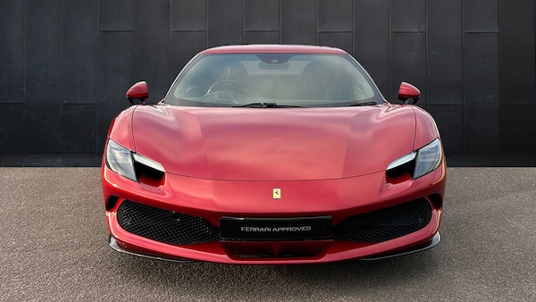 Used Ferrari 296 GTB 2022 for sale - 75249115: Photo 2