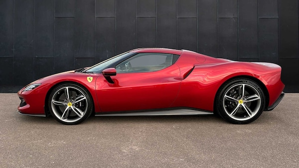 Used Ferrari 296 GTB 2022 for sale - 75249115: Photo 4