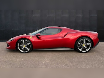 Used Ferrari 296 GTB 2022 for sale - 75249115: Photo