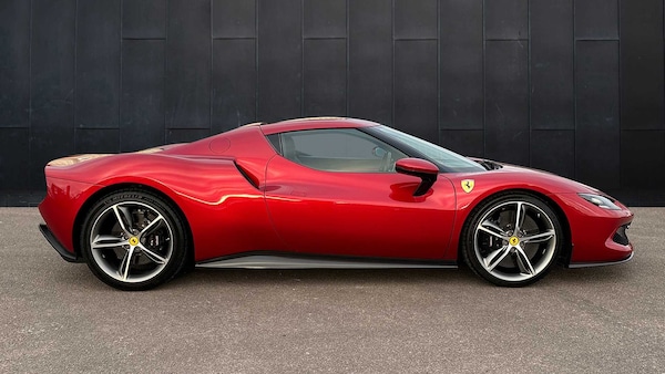 Used Ferrari 296 GTB 2022 for sale - 75249115: Photo 8