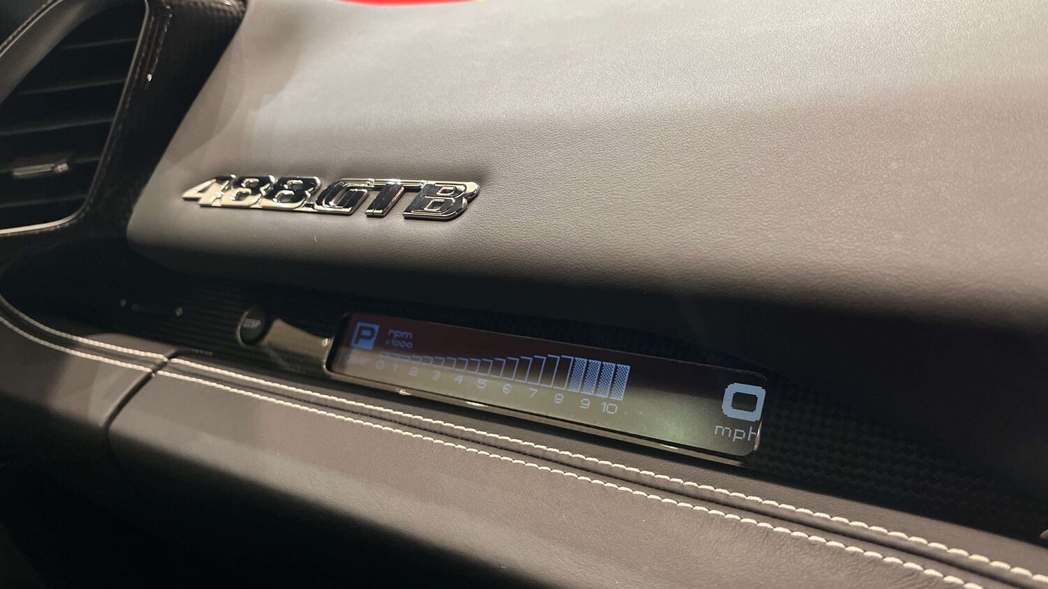 Used Ferrari 488 2018 for sale - 76875837: Photo 21