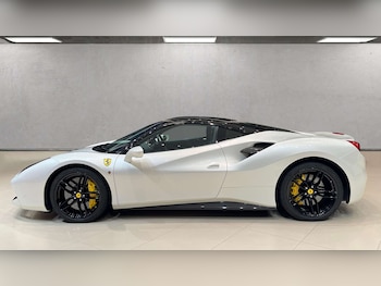 Used Ferrari 488 2018 for sale - 76875837: Photo