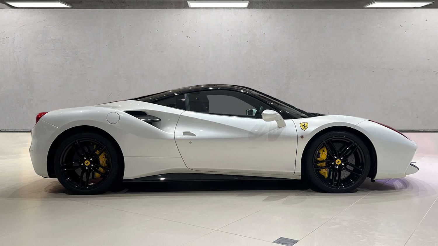 Used Ferrari 488 2018 for sale - 76875837: Photo 8