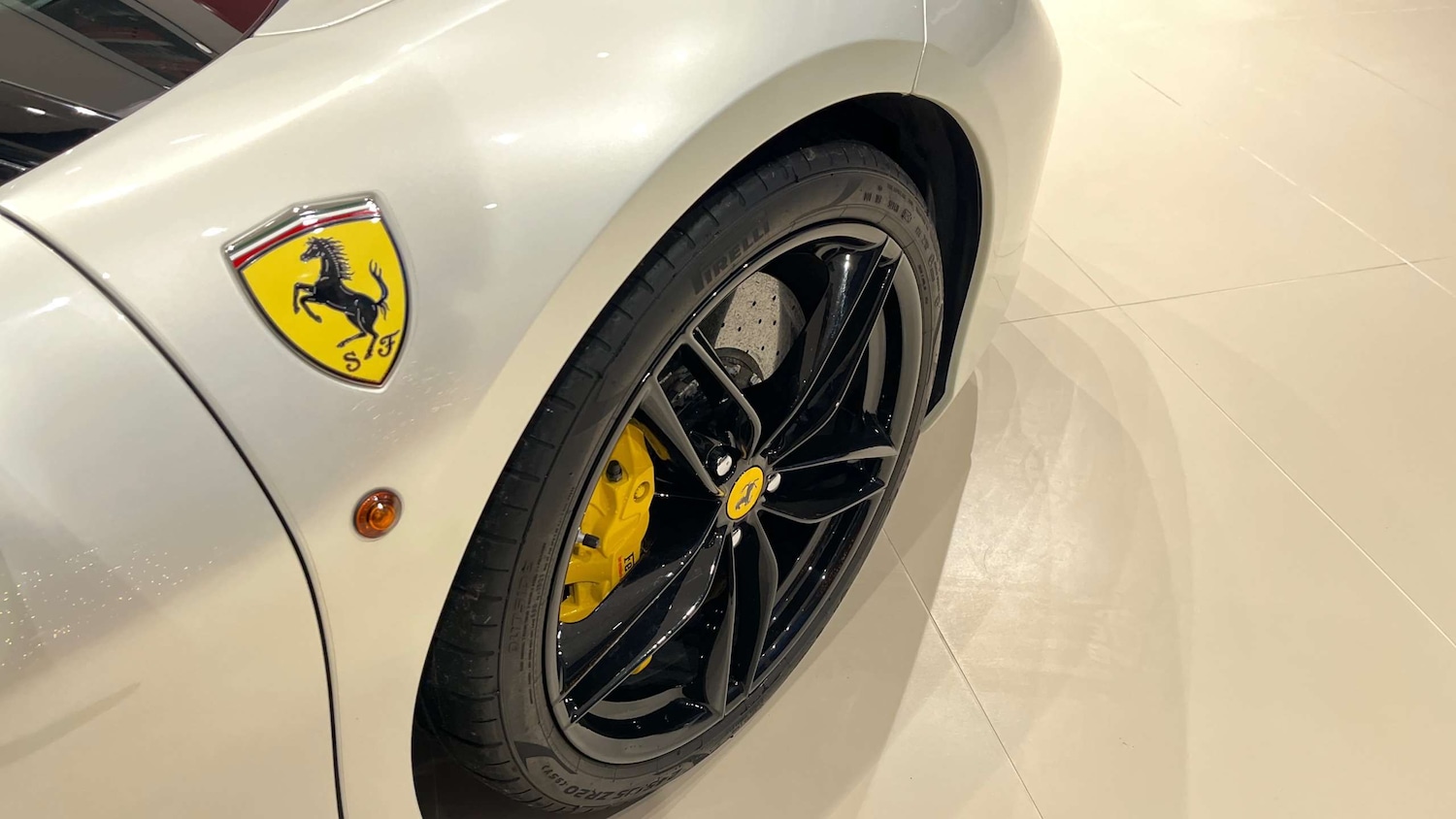 Used Ferrari 488 2018 for sale - 76875837: Photo 9