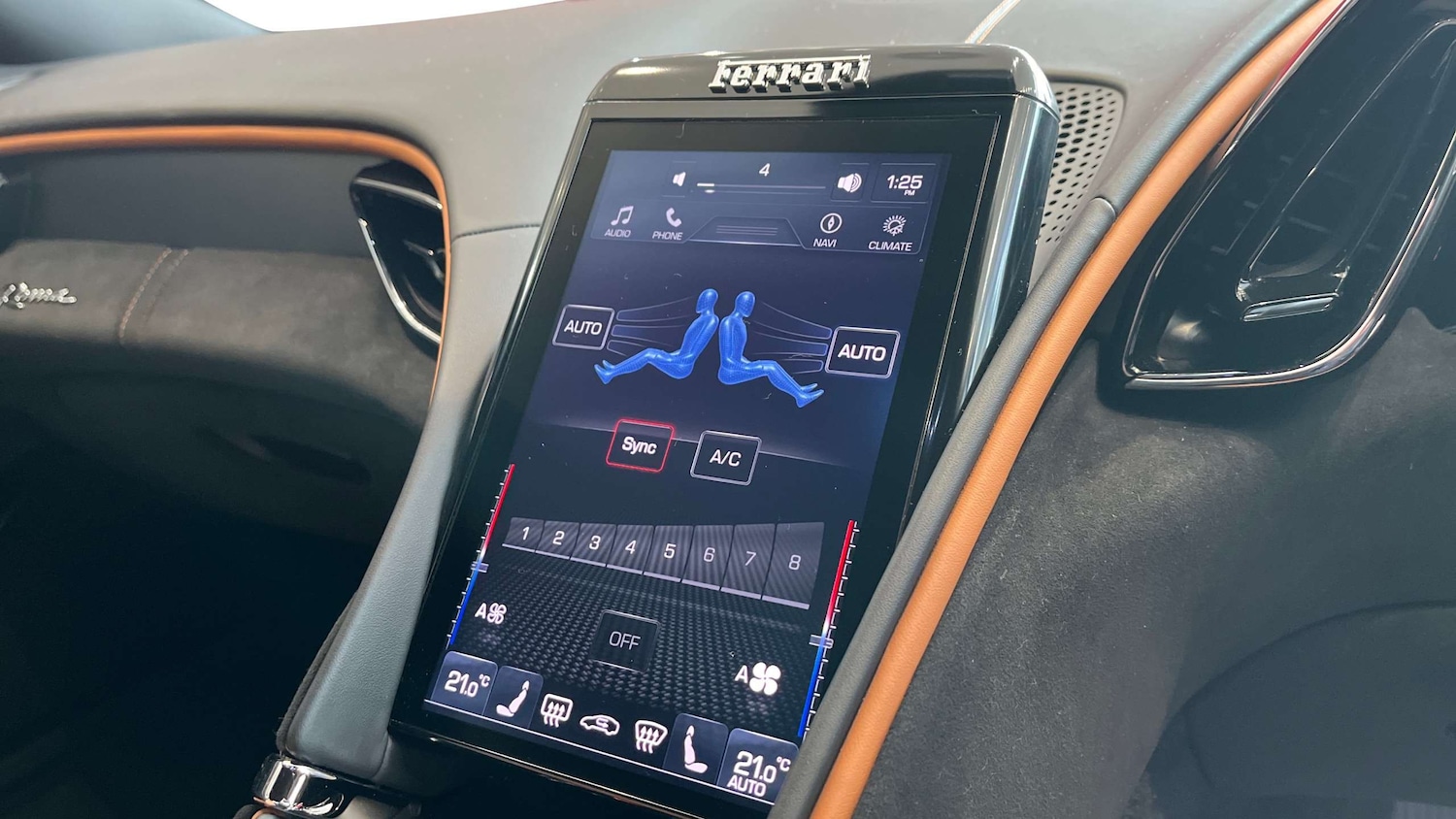 Used Ferrari Roma 2023 for sale - 77429039: Photo 15