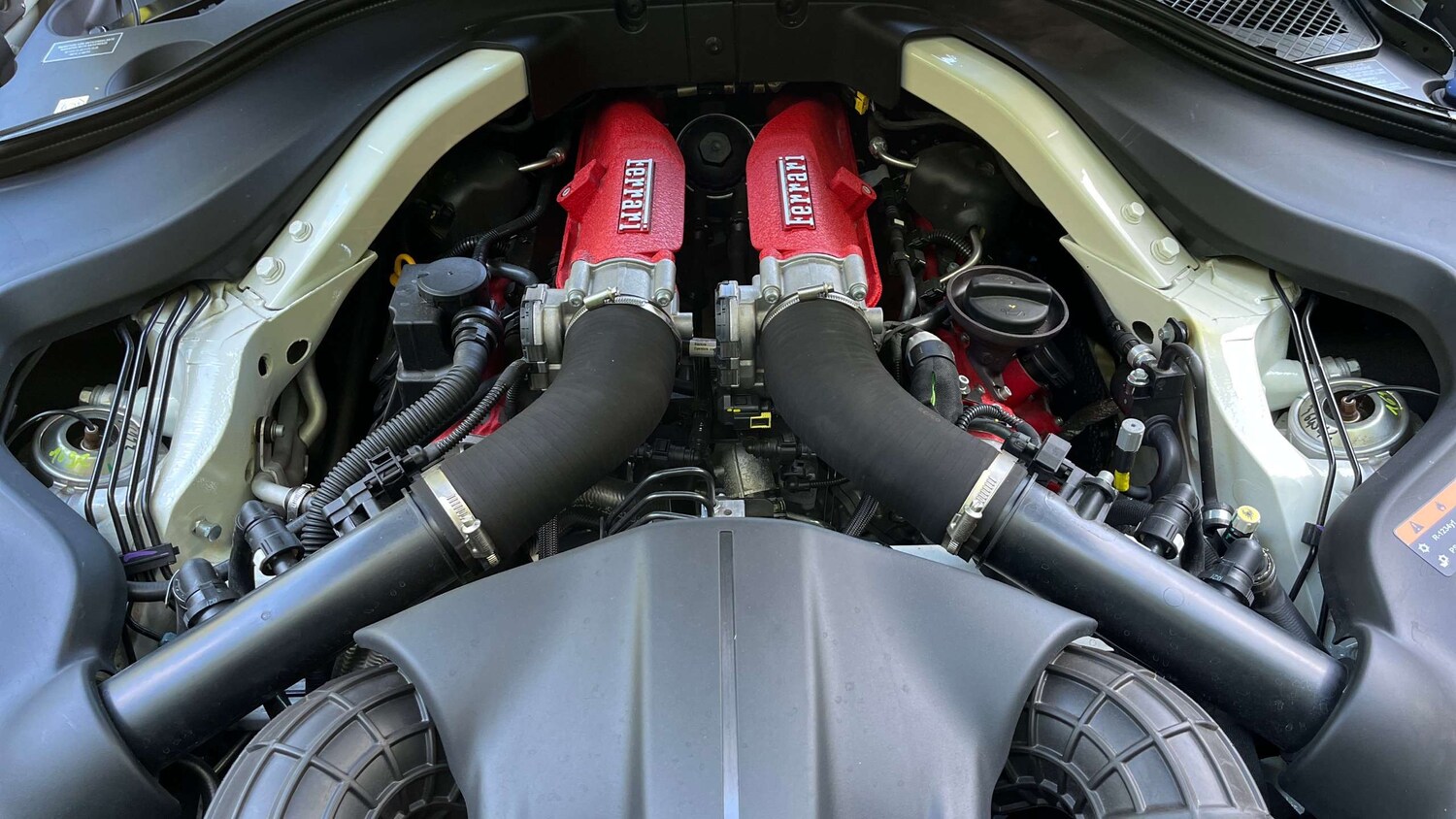 Used Ferrari Roma 2022 for sale - 75845507: Photo 30