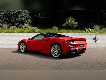 Used Ferrari F8 Spider 2022 for sale - 79443769: Photo