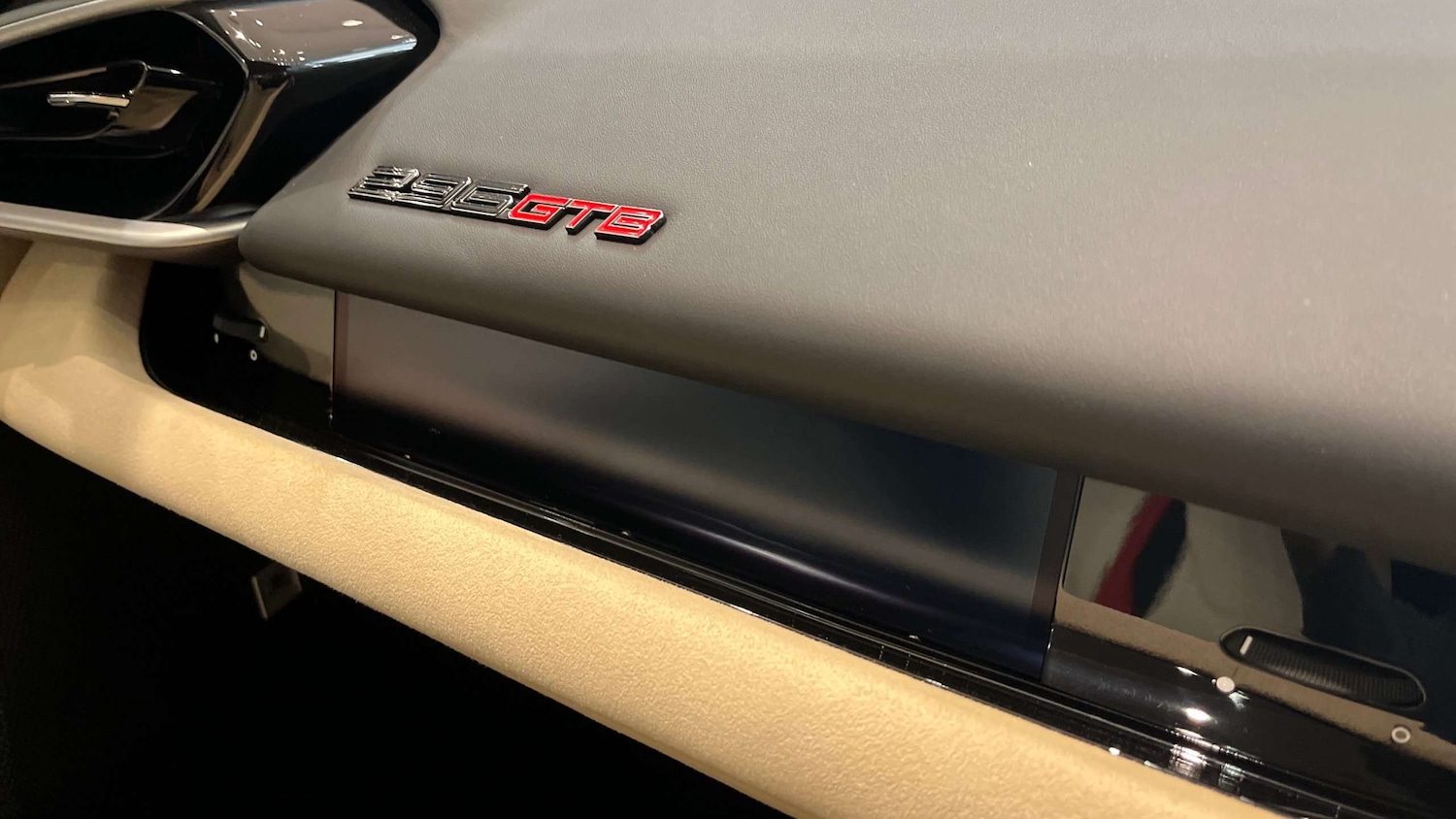 Used Ferrari 296 GTB 2023 for sale - 76875861: Photo 21